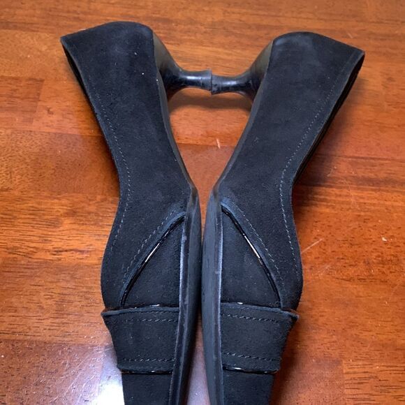 Talbots Size 6M black kitten heels - Picture 2 of 7